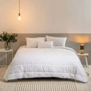 à prix promos BLEU CALIN Couette Tempérée 240x260cm Garnissage 300g/m2 6